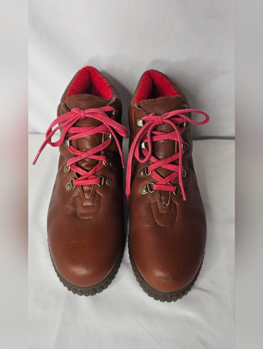 G. H. Bass Co. Sugar Loafer Hiking Boots Size 7.5 M Women